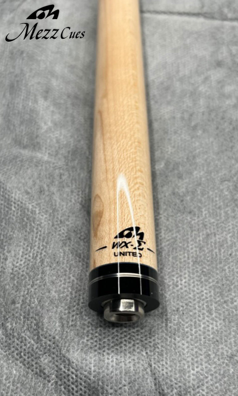 Mezz EC9-R – Pro Billiard Cues