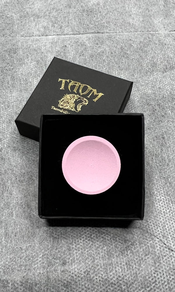 Taom Chalk : V10, Pink Pyro, Blue Pyro, Grey Pool and Soft